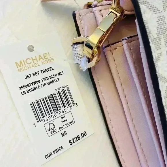 Michael Kors Double Zip Wallet With Wristlet powder blush - Picture 5 of 7